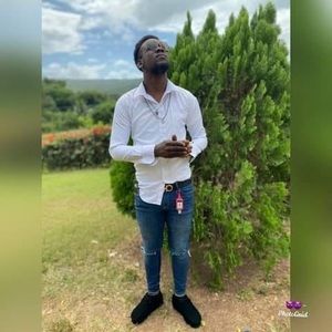 Meet your Posher, Romaine